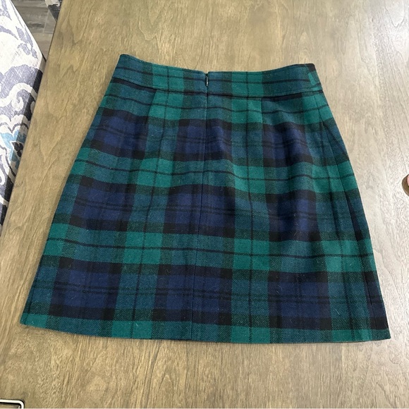 J Crew Factory Wool-Blend Mini Skirt in Black Watch Plaid Green Size 2 - Picture 6 of 7